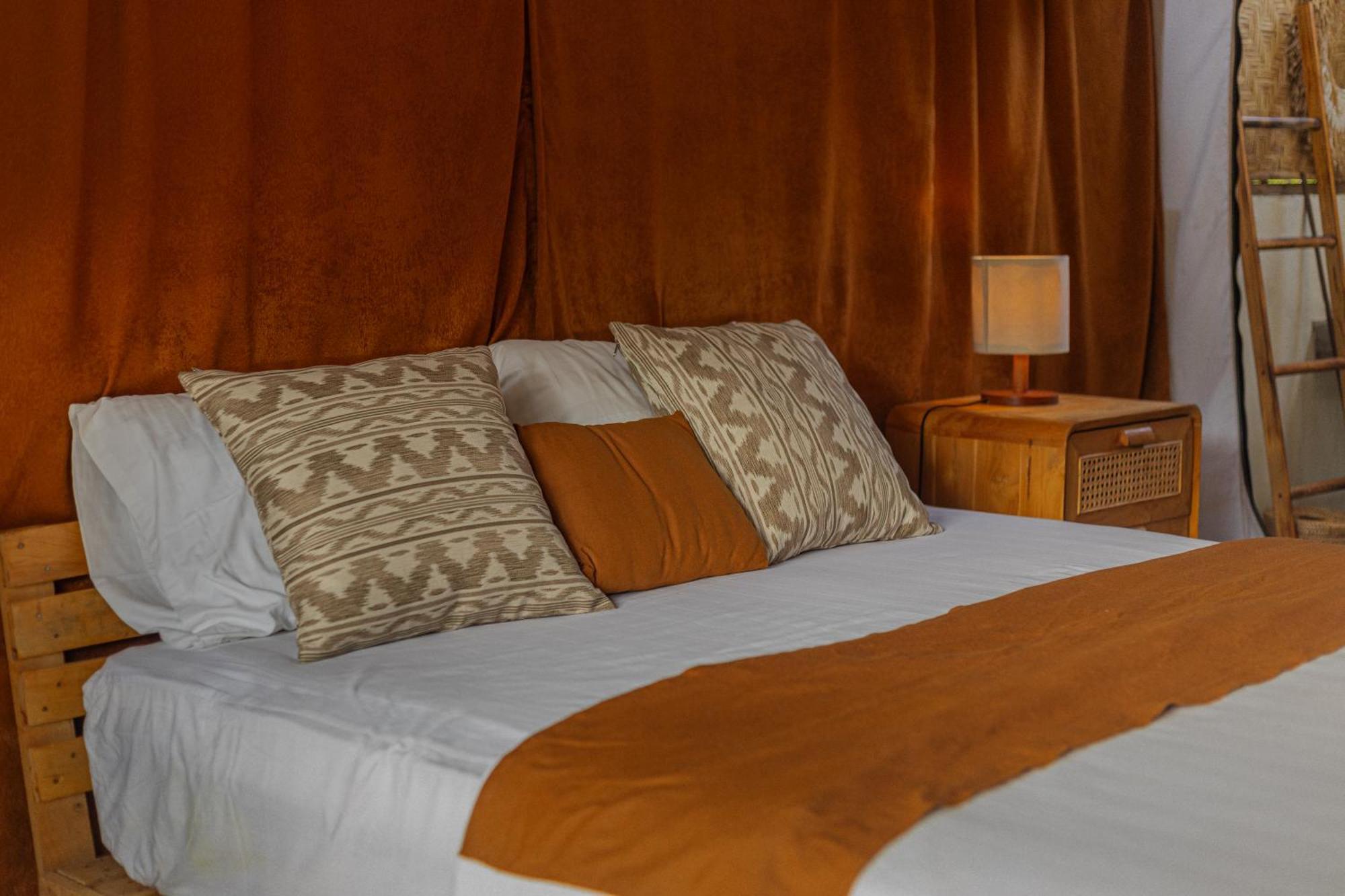 Camani Glamping Otel Karangasem Oda fotoğraf